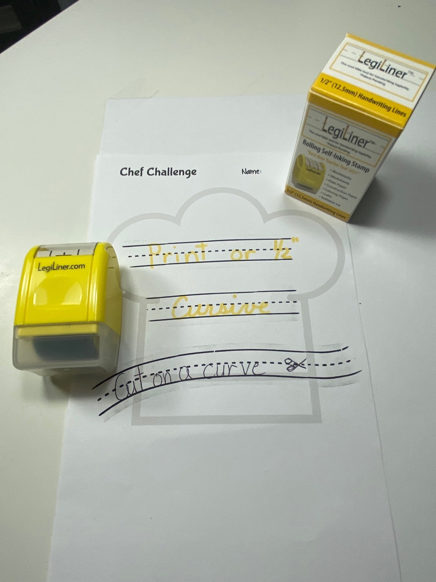 LegiLiner Self-Inking Teacher Stamp-1/2-inch Dashed Handwriting Lines Roller Stamp